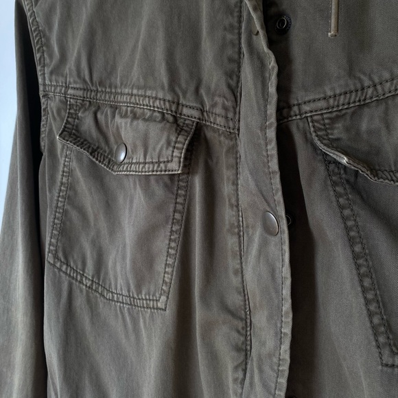 Aritzia Cargo Jacket - Picture 4 of 6